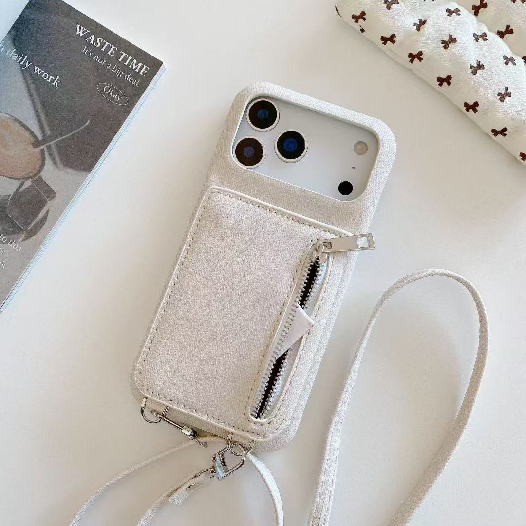 Chic Case: Phone + Card Holder