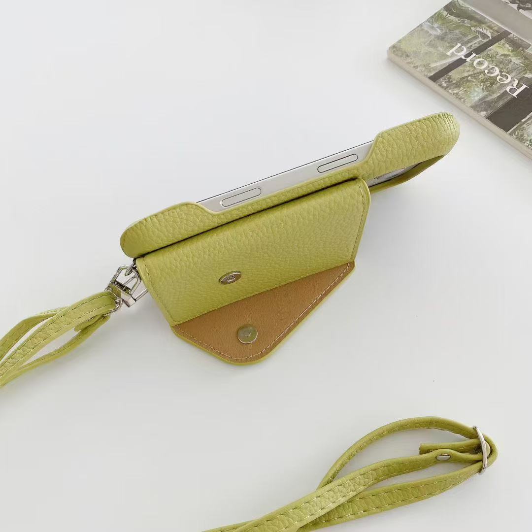 Fashionable Cover: Phone & Cards