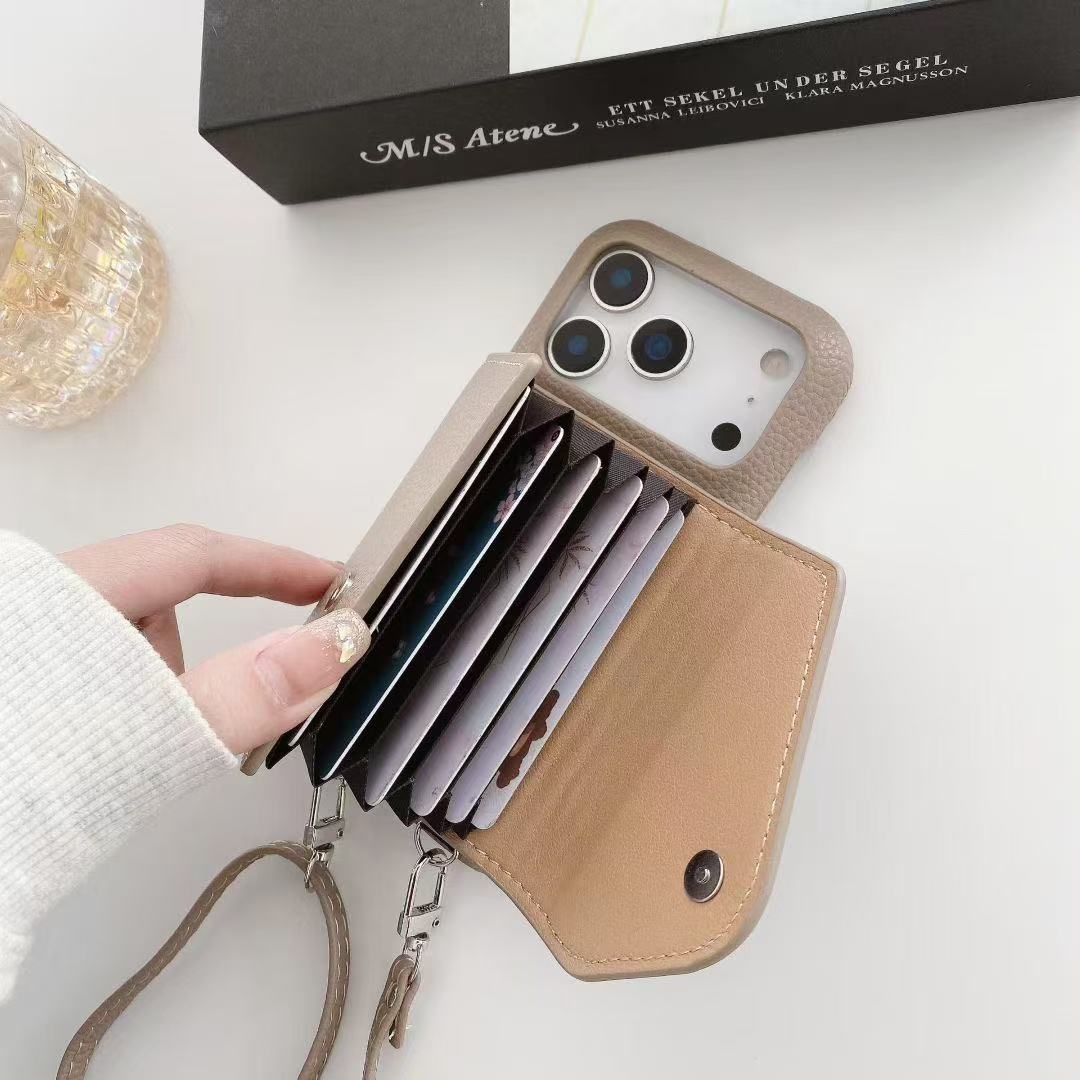 Fashionable Cover: Phone & Cards