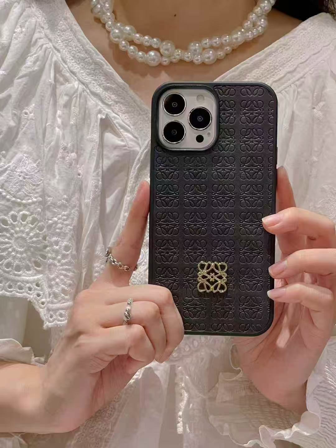 Chic Fashion Phone Shell