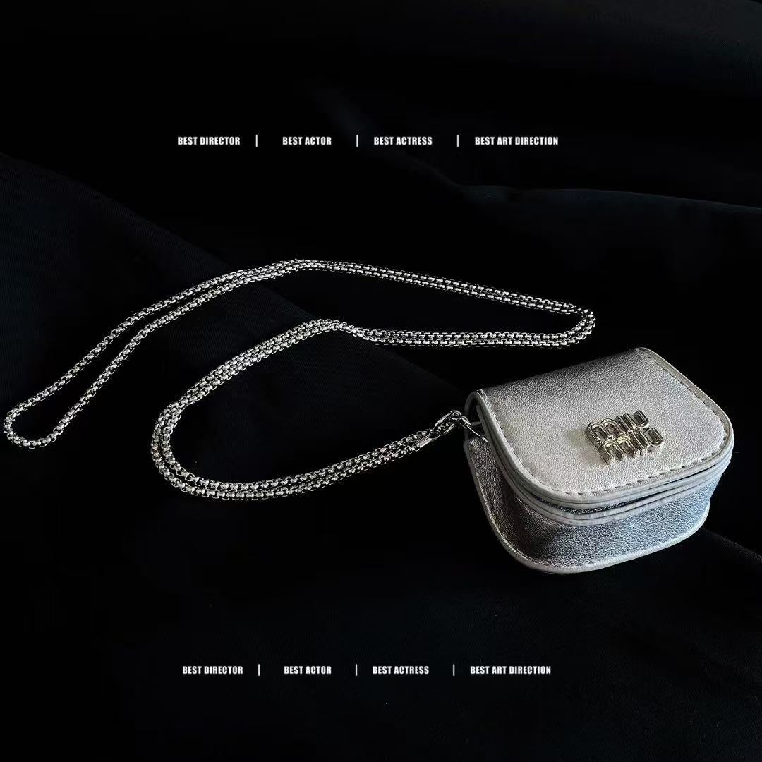 Stylish Headphone Covers: Trendy Audio Defense