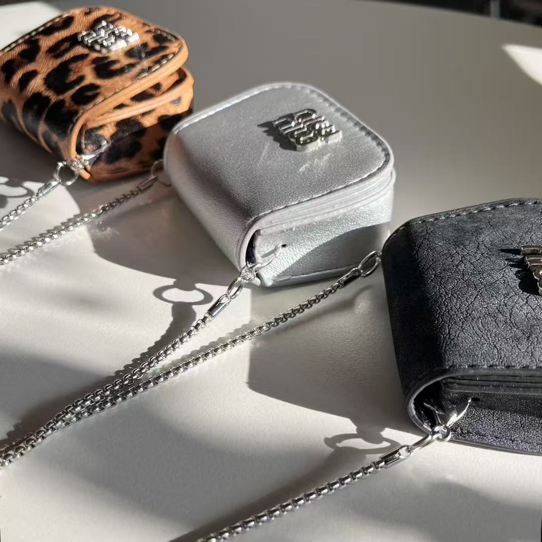 Stylish Headphone Covers: Trendy Audio Defense