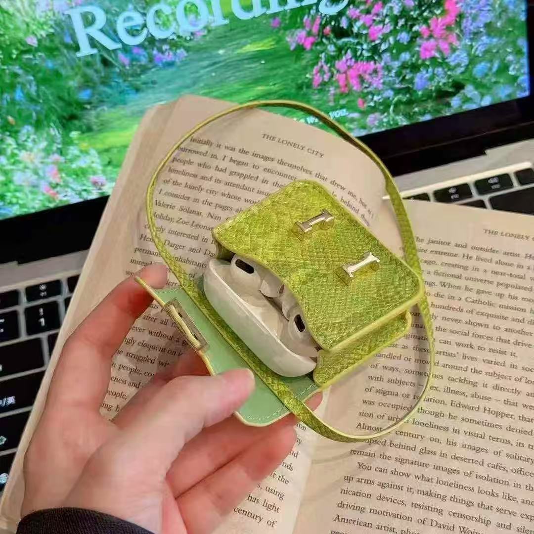 Hip Earphone Cases: Elevate Your Audio Gear Suitable for all models of headphones