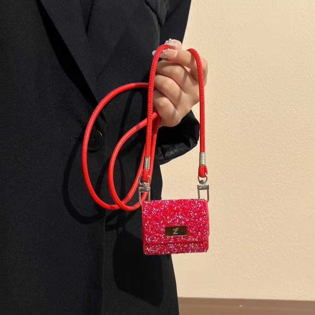 Chic Headphone Sleeves: Trendy Protection Upgrade