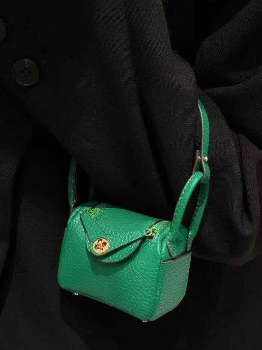 Fashion Headphone Sleeves: Protect in Trendy Way